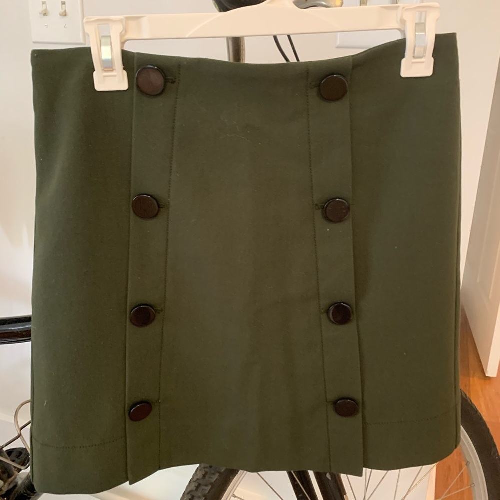 Skirt - size 4